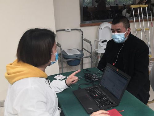 解鎖輔助器具適配新體驗(yàn) 龍泉驛區(qū)開展助聽器、假肢及矯形器適應(yīng)性訓(xùn)練